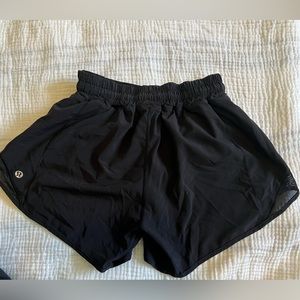 Hotty Hot High-Rise Lined Short 4"
 size 4